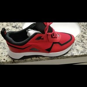 Meet your Posher, Marcel